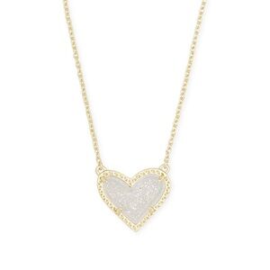 Kendra Scott heart necklace! brand new with bag and box:)